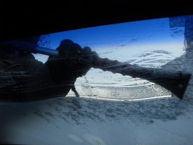 icy windshield 